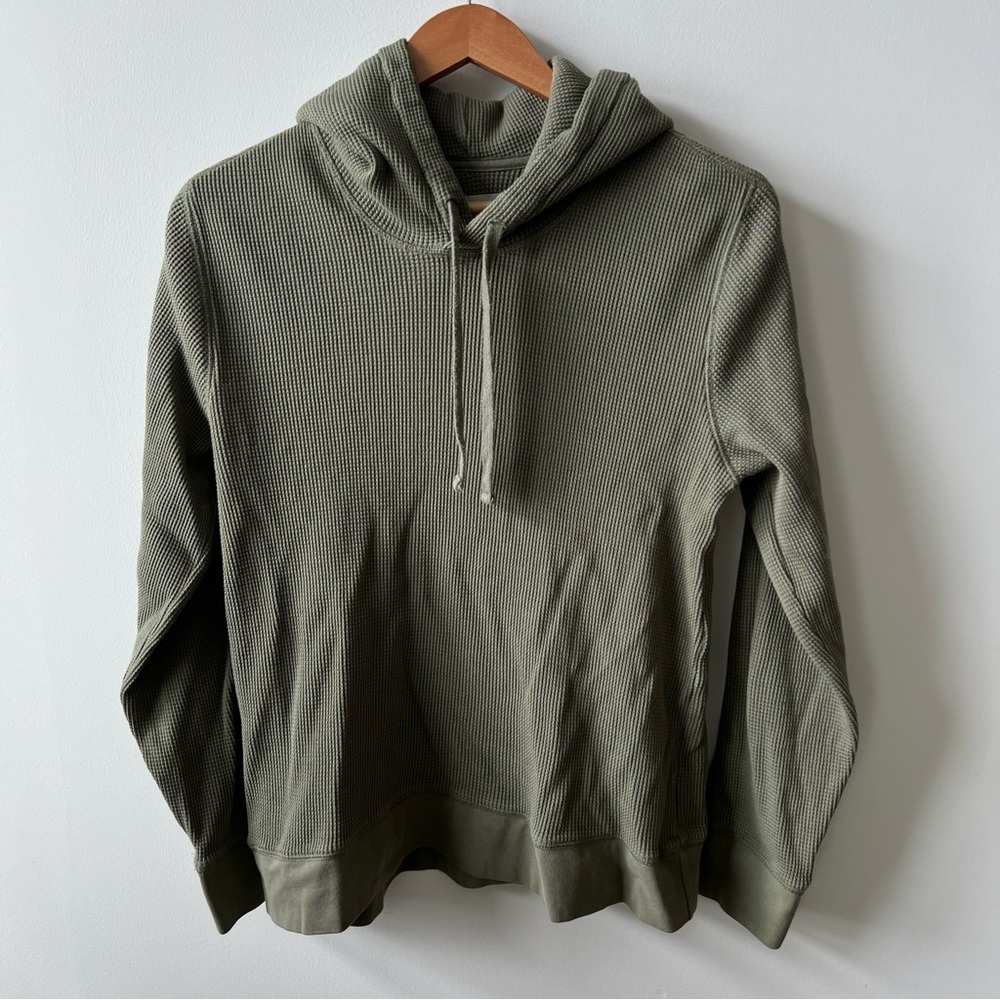 Everlane Waffle-Knit Hoodie in Olive